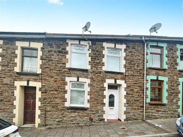 3 Bedroom Property To Rent In Pentre Road, Ferndale, CF43