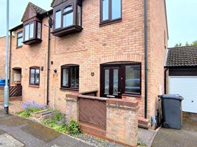 3 Bedroom Property To Rent In St. Dunstans Rise, Northampton, NN4