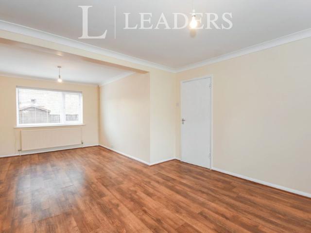 3 bedroom property to rent Lucas Avenue, Chelmsford, CM2