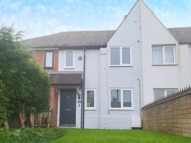 3 bedroom property to rent on Charles Street, Gun Hill, Coventry