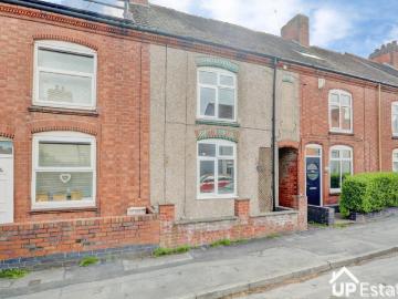 3 bedroom property to rent on Grove Road, Stockingford, Nuneaton