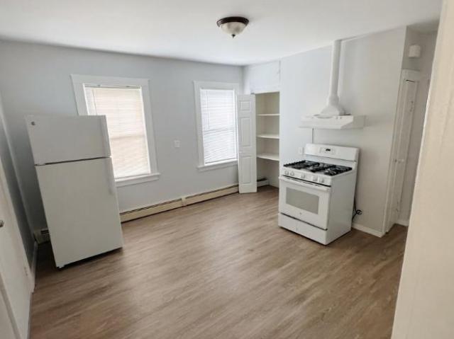 3 bedroom, Providence RI 02908 105989795