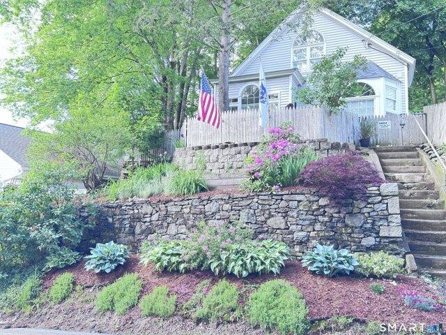 3 bedroom, Putnam CT 06260 104352244