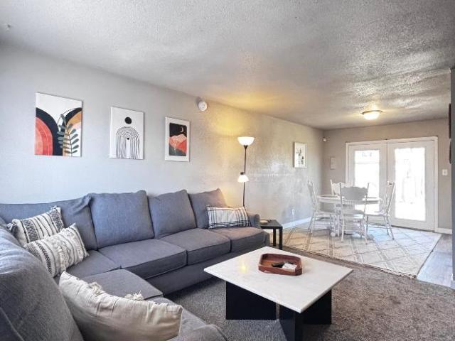 3 bedroom, Pueblo CO 81001 105323928