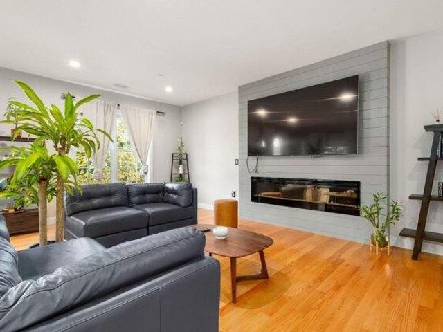 3 bedroom, Quincy MA 02169 105549312