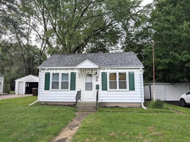 3 bedroom, Rockford IL 61101 LS105305339