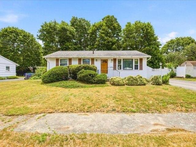 3 bedroom, Rockland MA 02370 105579051