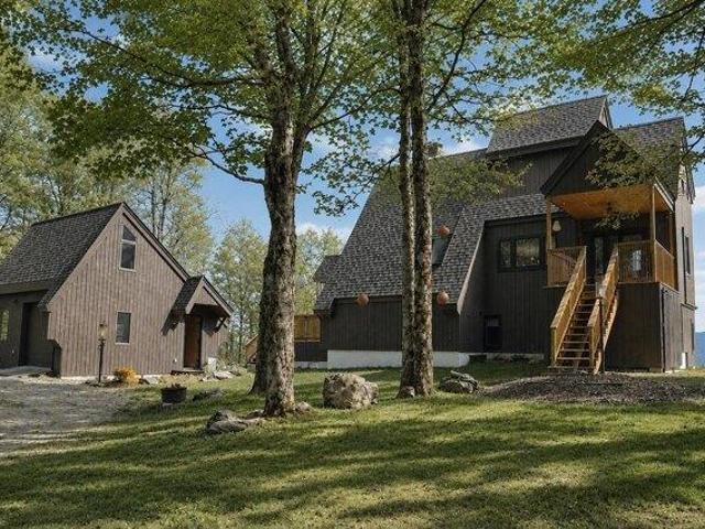 3 bedroom, Rochester VT 05767 104654859
