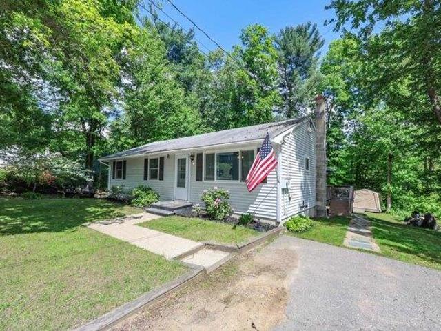 3 bedroom, Raymond NH 03077 104265140