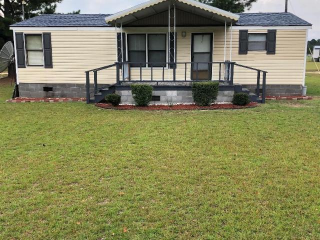 3 bedroom, Raeford NC 28376 105372459