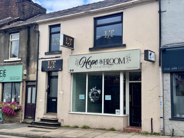 3 Bedroom Retail Property High Street For Rent in High Street, Lees, Oldham