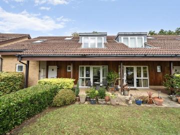 3 bedroom retirement property for sale