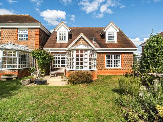 3 bedroom retirement property for sale