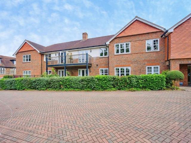 3 bedroom retirement property for sale