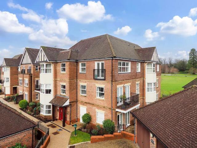3 bedroom retirement property for sale
