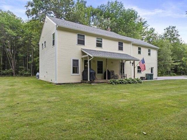 3 bedroom, Readfield ME 04355 105695235
