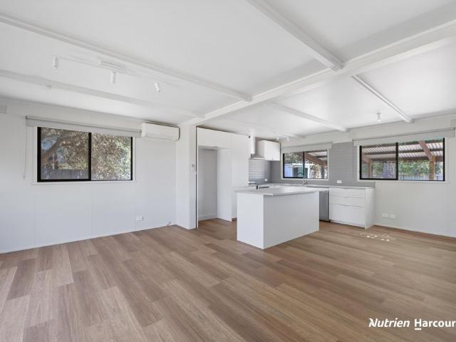 3 Bedroom Recently Renovated throughout