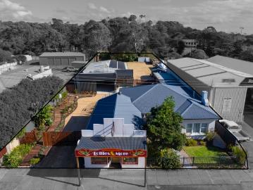 3 BEDROOM RENOVATED RESIDENCE SHOPFRONT STUDIO / RETAIL SPACE COMMERCIAL WORKSHOP / OFFICE