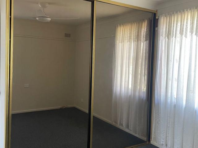 3 bedroom residence / unit across from the lake