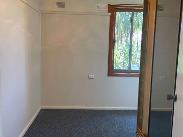 3 bedroom residence / unit across from the lake