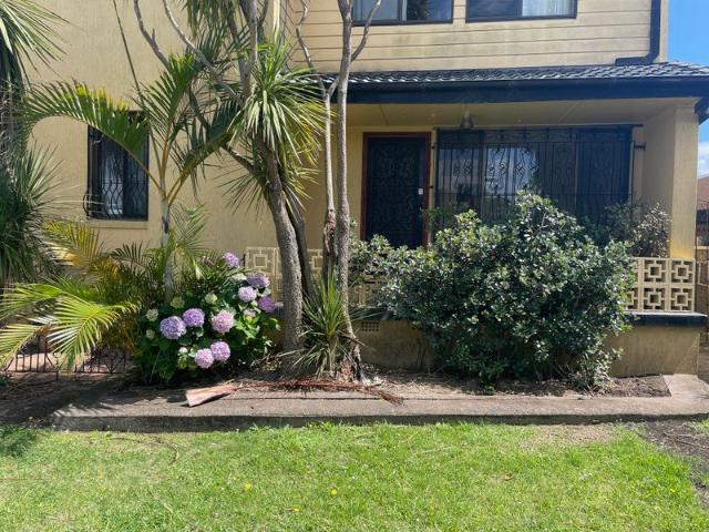 3 bedroom residence / unit across from the lake
