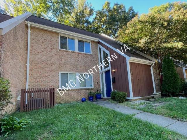 3 bedroom, Reston VA 20190 LS104618539
