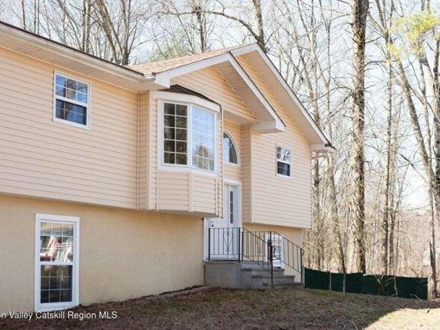 3 bedroom, Rhinebeck NY 12572 105290202