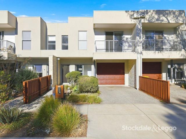 3 Bedroom Riverside Townhouse in Prime Maddingley Location