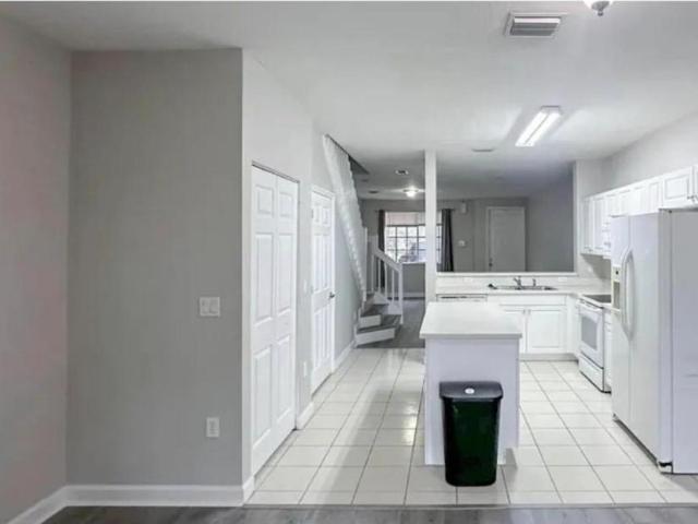 3 bedroom, Riviera Beach FL 33410 106216945