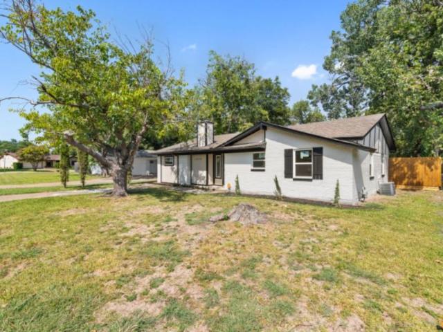 3 bedroom, Richardson TX 75080 105847445