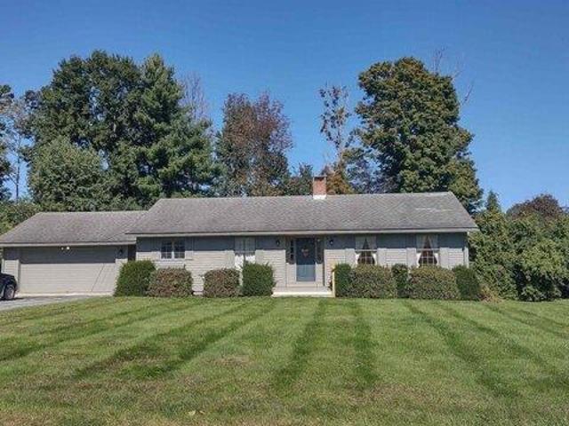 3 bedroom, Rutland VT 05701 105694606
