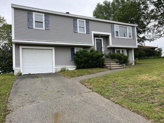 3 bedroom, Woburn MA 01801 105340602