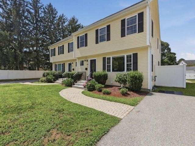 3 bedroom, Woburn MA 01801 105404953