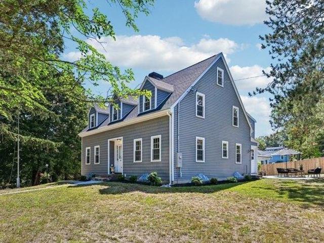 3 bedroom, Woburn MA 01801 105514351