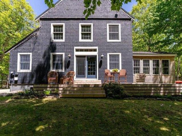 3 bedroom, Wolfeboro NH 03894 103443916