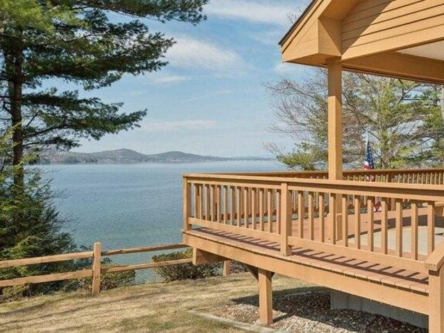 3 bedroom, Wolfeboro NH 03894 105476901