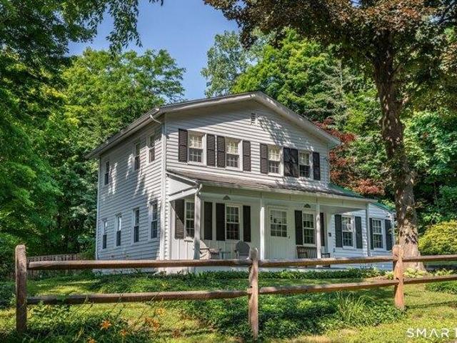 3 bedroom, Woodbury CT 06798 105495785