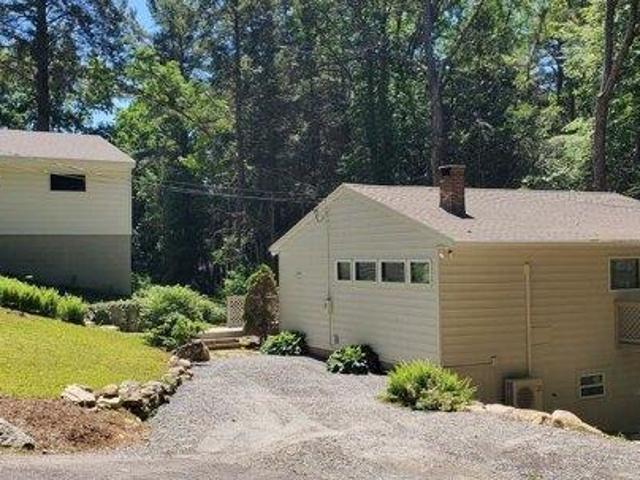 3 bedroom, Woodstock CT 06282 104411344