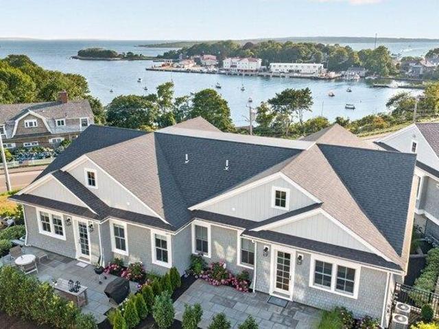 3 bedroom, Woods Hole MA 02543 105442873