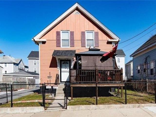 3 bedroom, Woonsocket RI 02895 104568547