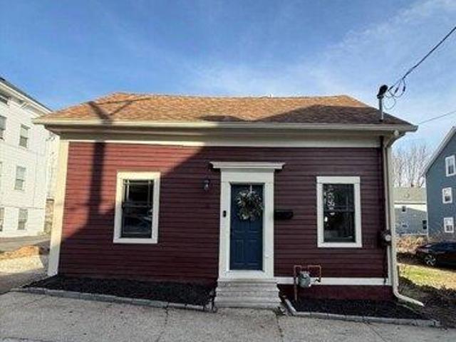 3 bedroom, Woonsocket RI 02895 104568395