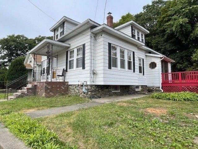 3 bedroom, Worcester MA 01604 104441482