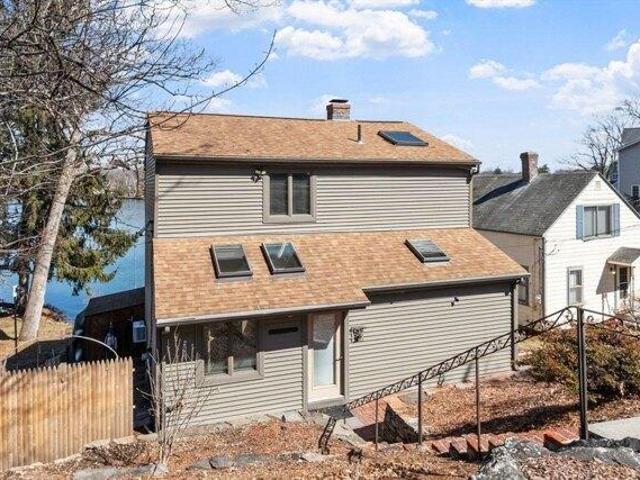 3 bedroom, Worcester MA 01604 104442051