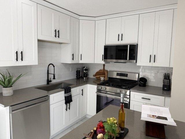 3 bedroom, Worcester MA 01604 104443100