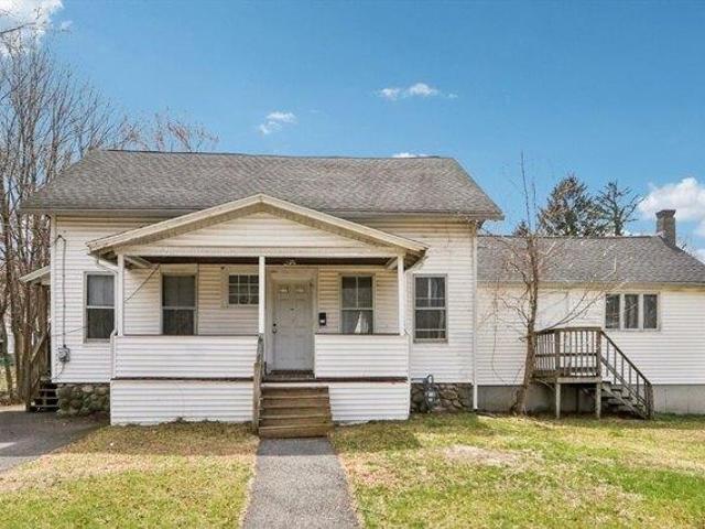 3 bedroom, Worcester MA 01606 104792271