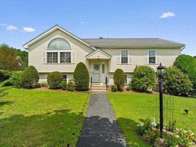 3 bedroom, Worcester MA 01609 105279933