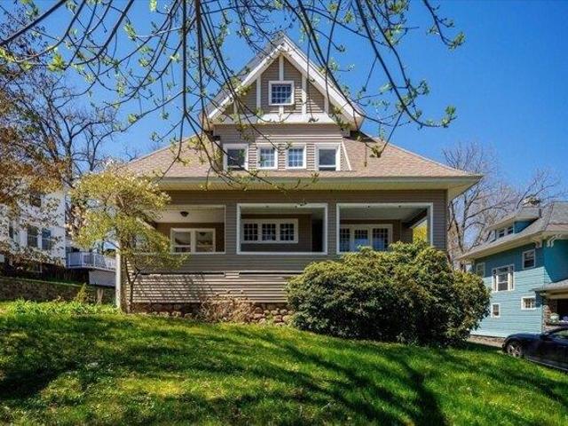 3 bedroom, Worcester MA 01602 105350736