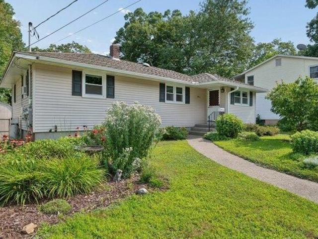 3 bedroom, Worcester MA 01602 105416007
