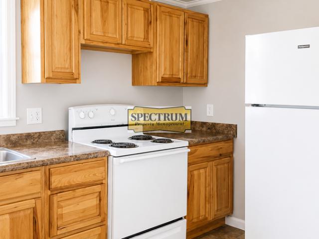 3 bedroom, Waterville ME 04901 LS104617454