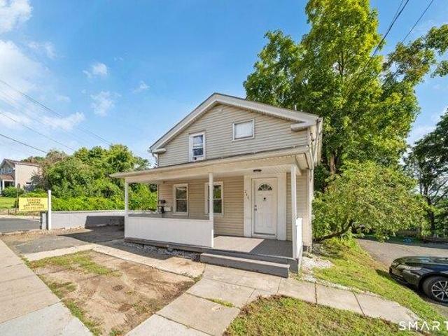 3 bedroom, Waterbury CT 06705 105441730